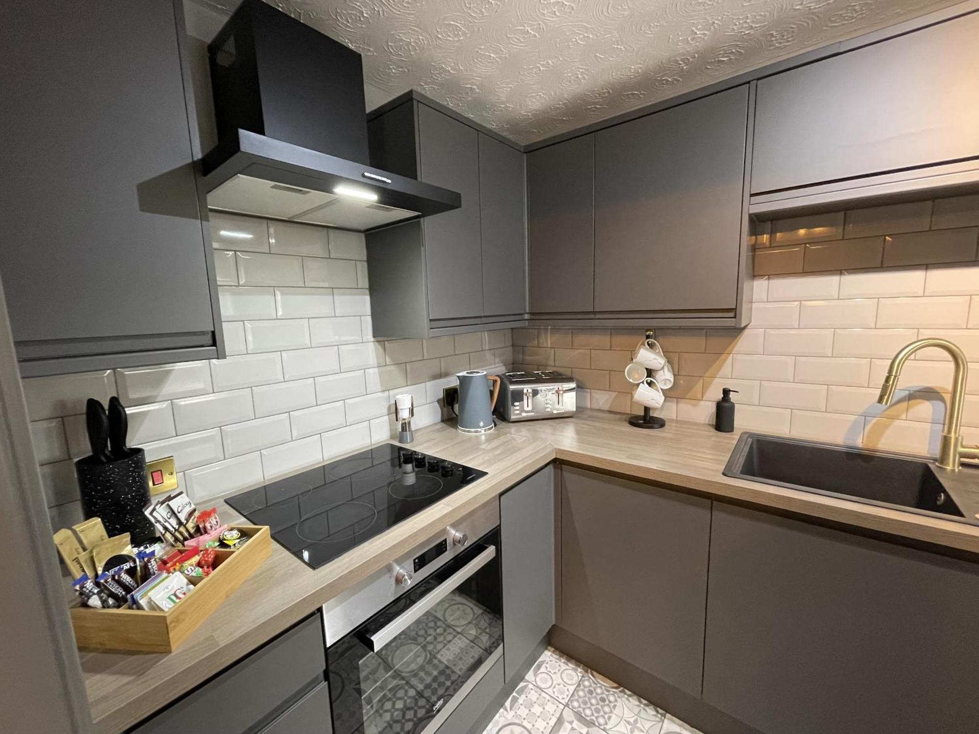 No24 - 2-Bed Boutique Apartment - Hosted By Hutch Lifestyle Leamington Spa Luaran gambar